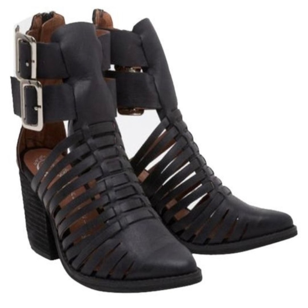 Jeffrey Cambell lombard strapped heels booties brown size 9.5